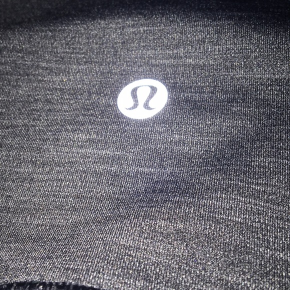 Gray lululemon leggings(wunder under) - Picture 3 of 3